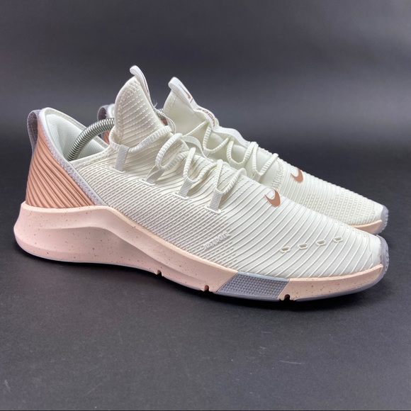 🔴SOLD Nike Women's Air Zoom Elevate Running Shoes - Picture 2 of 8